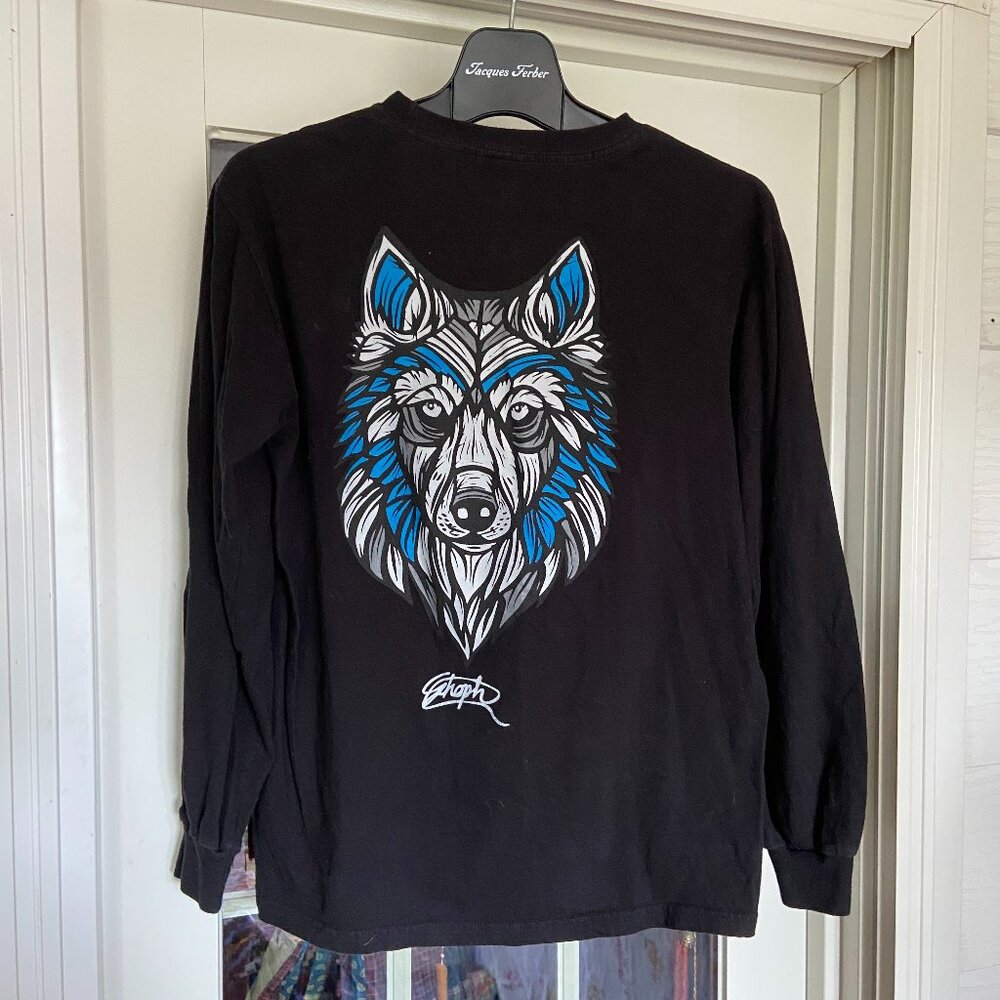 Black Vans Long Sleeve with Blue Wolf Design Women’s Small. Skater Casual Active